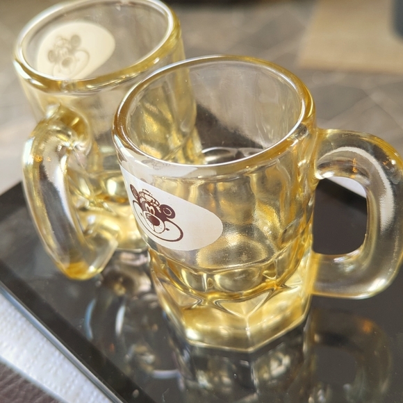 1990s A&W Root Beer Mini Mugs  (2) - Picture 2 of 2